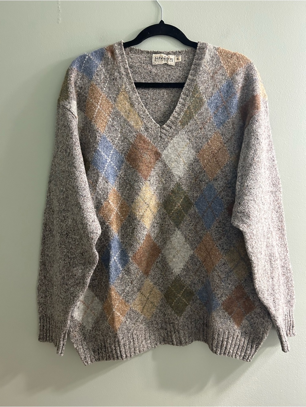 Vintage lambswool and silk argyle knit v neck sweater made in Ireland - Picture 7 of 8